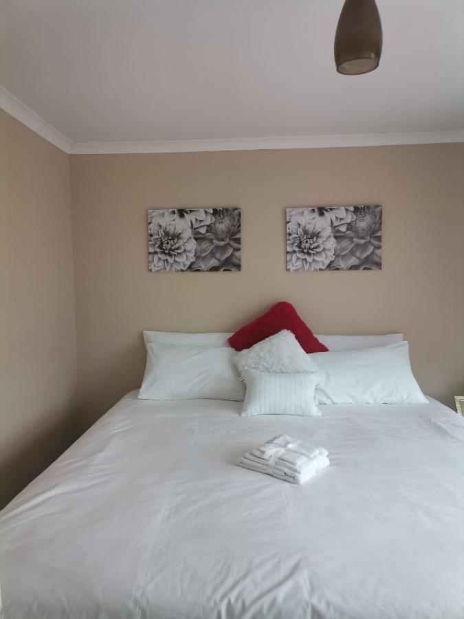 Elim Self Catering Apartment Fisherhaven Exterior photo